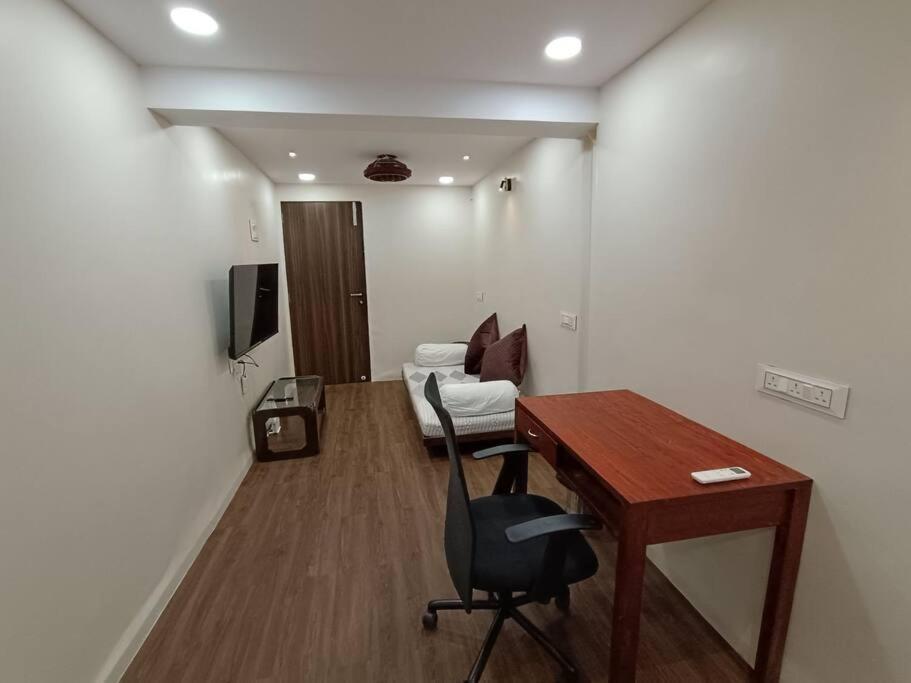 Private Studio Apartment In South Mumbai'S Heart Exterior photo